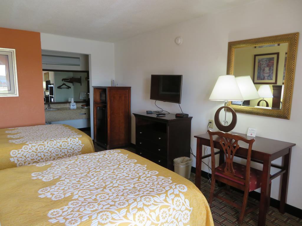 Days Inn By Wyndham Blytheville Zewnętrze zdjęcie